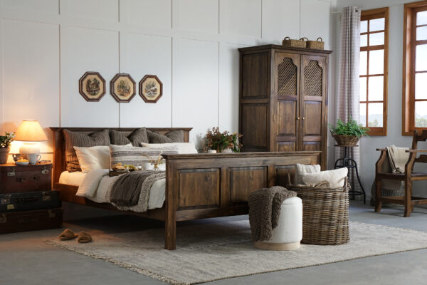 Drewniane łóżko kolonialne 160x200, 180x200 do sypialni