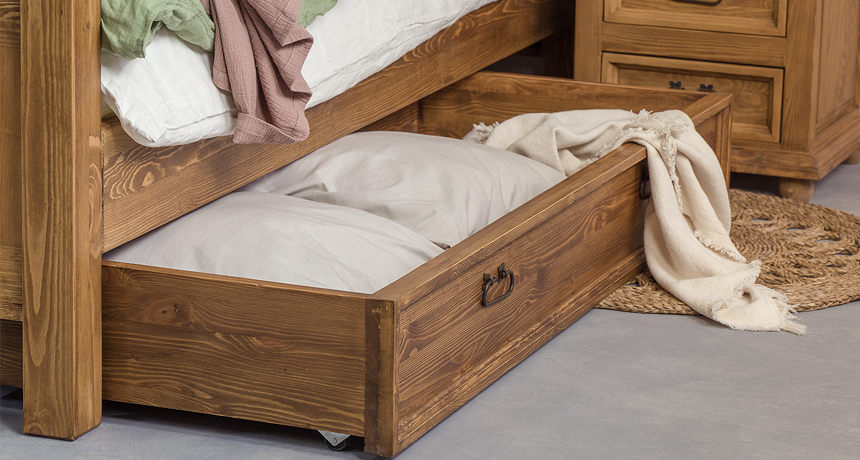 Woskowana szuflada pod łóżko drewniane