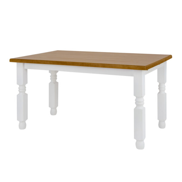 Biały stół drewniany w stylu prowansalskim